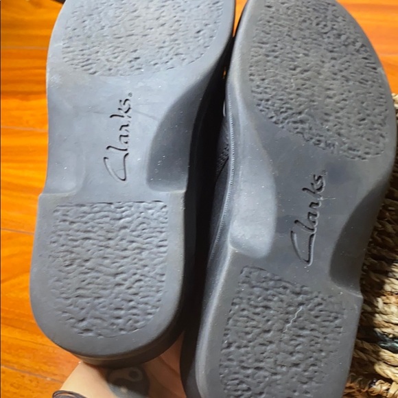 Clarks Black Leather Flats - Picture 6 of 7